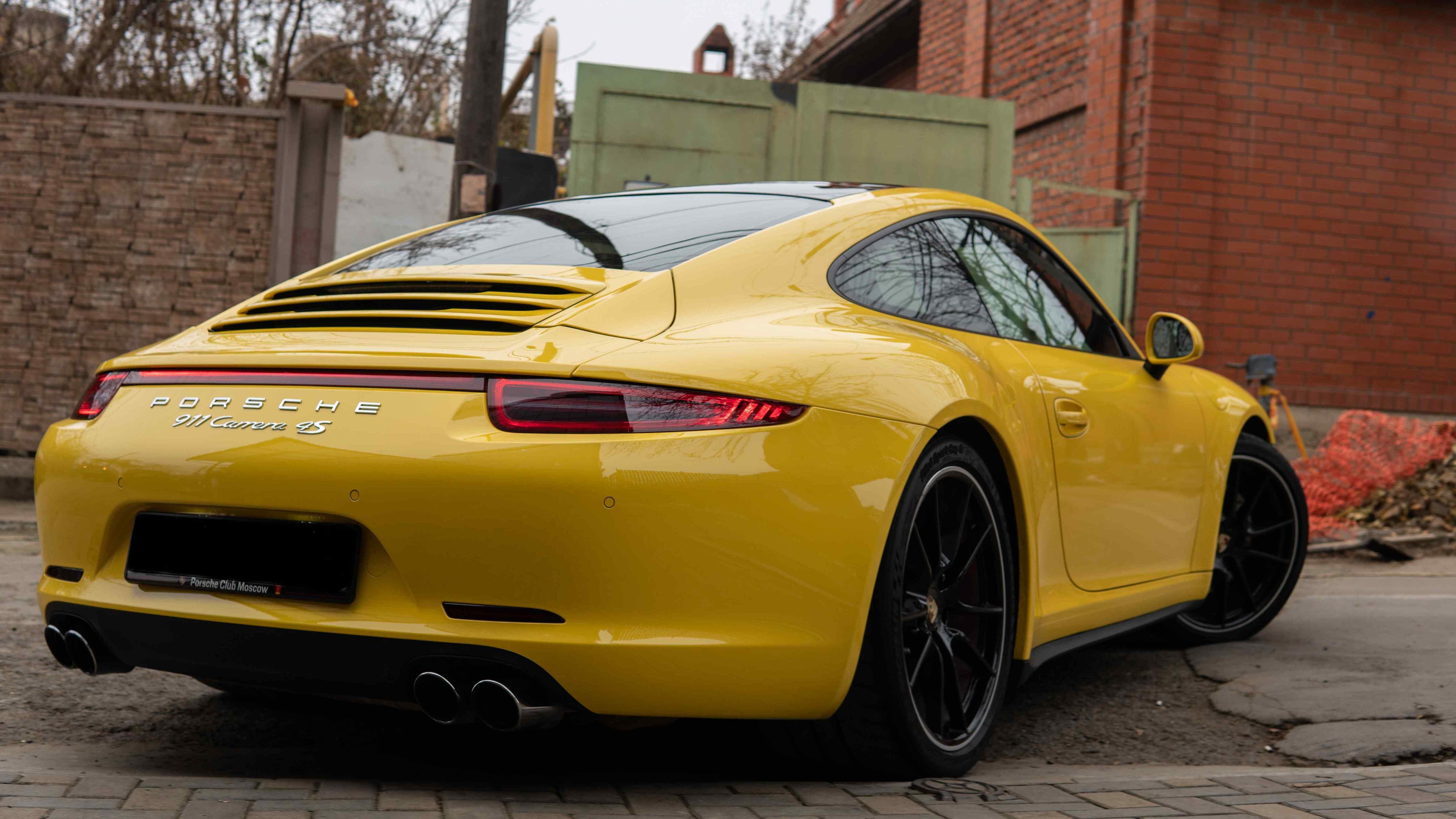 4.Porsche 911