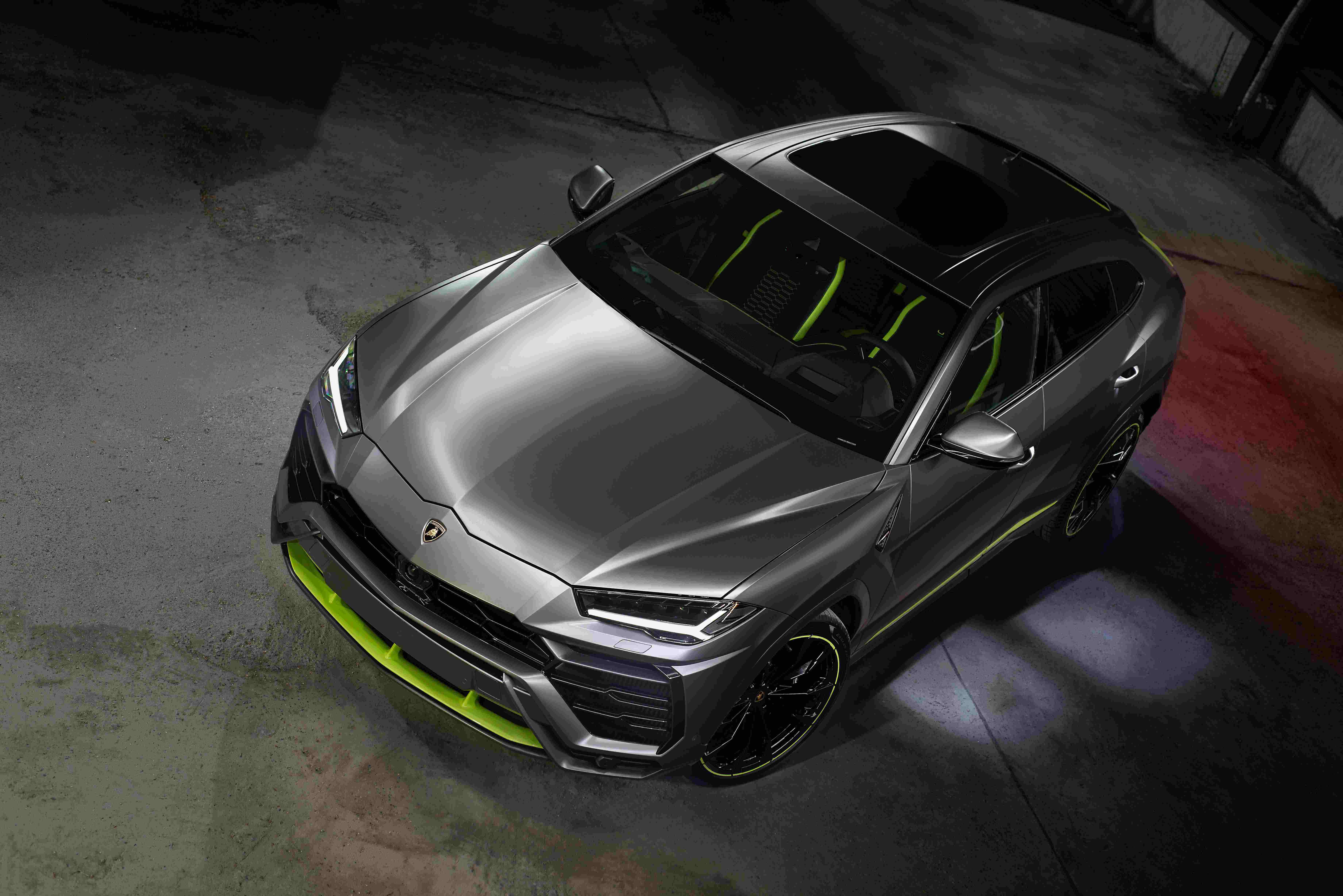 8.Lamborgini Urus