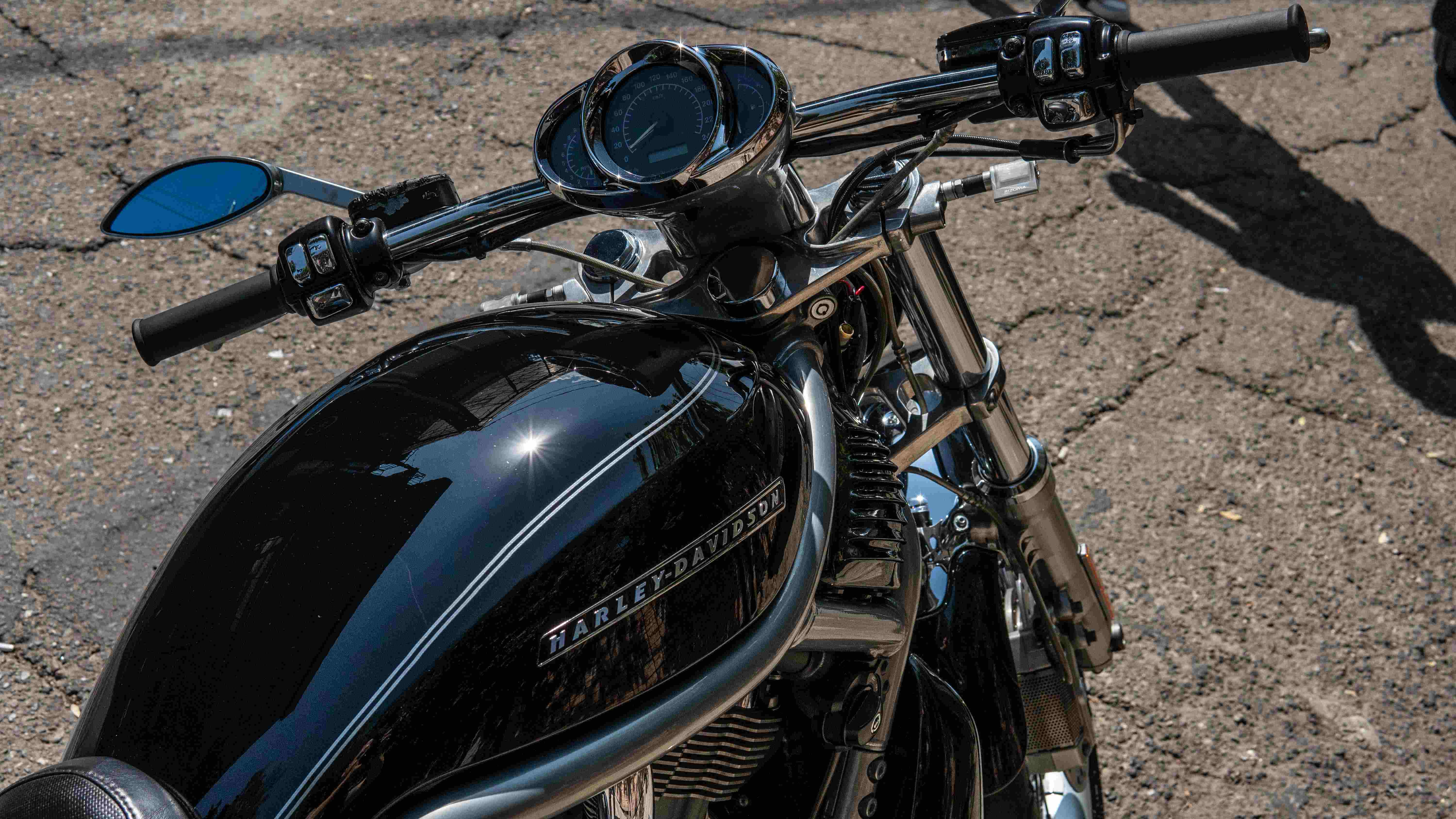 2.Harley Davidson