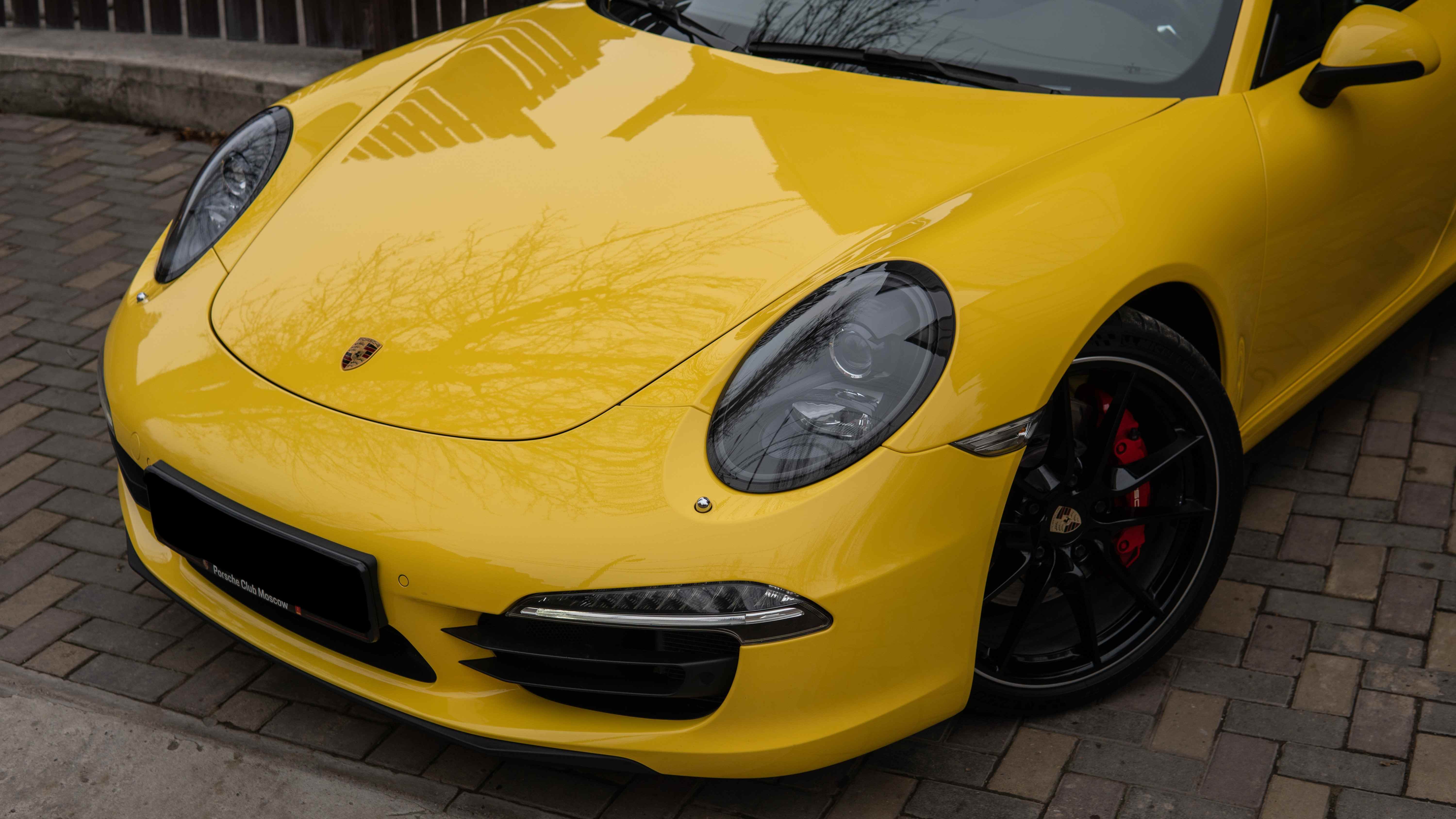 4.Porsche 911