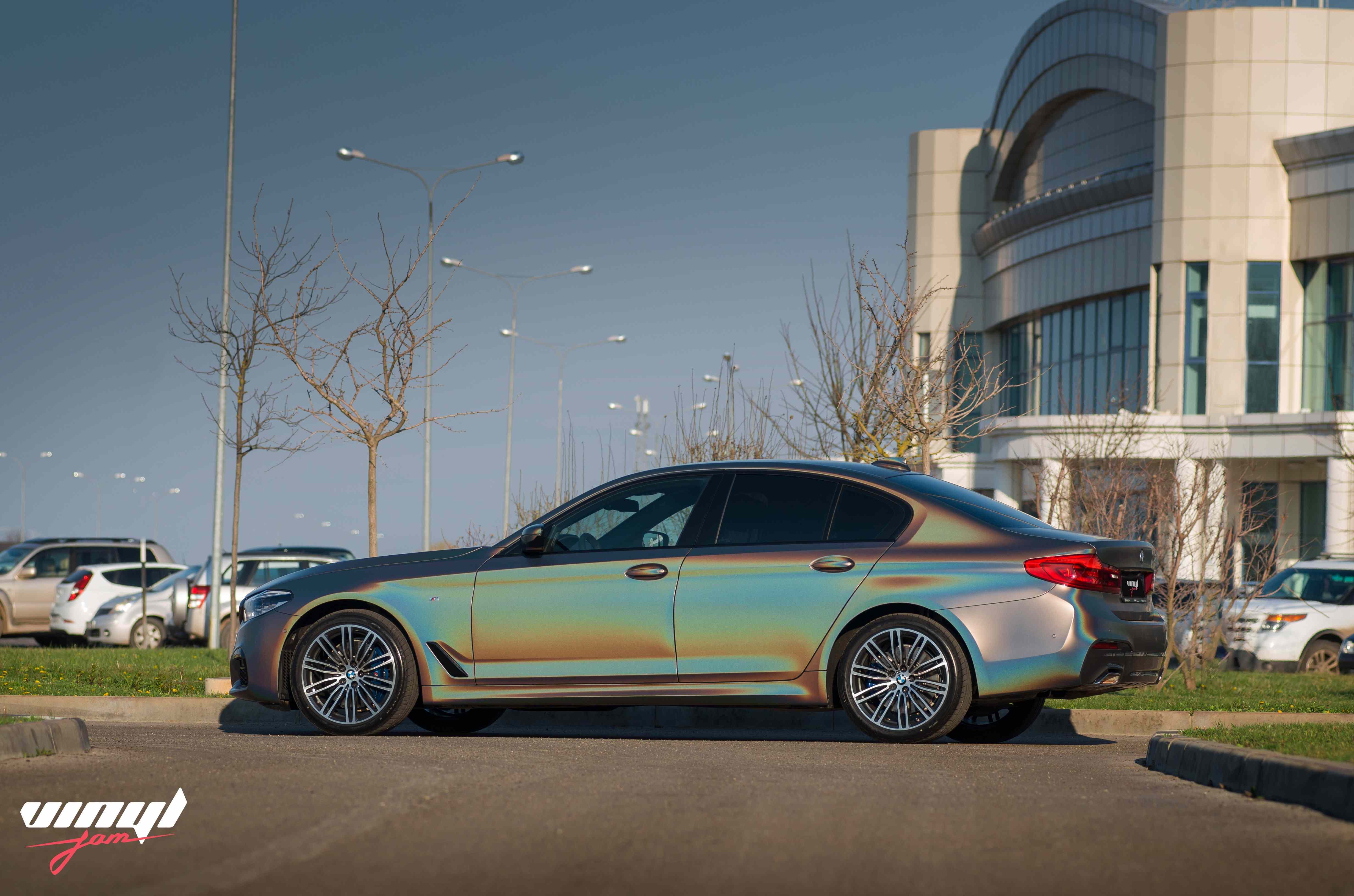 6. BMW 5 g30 Психоделик
