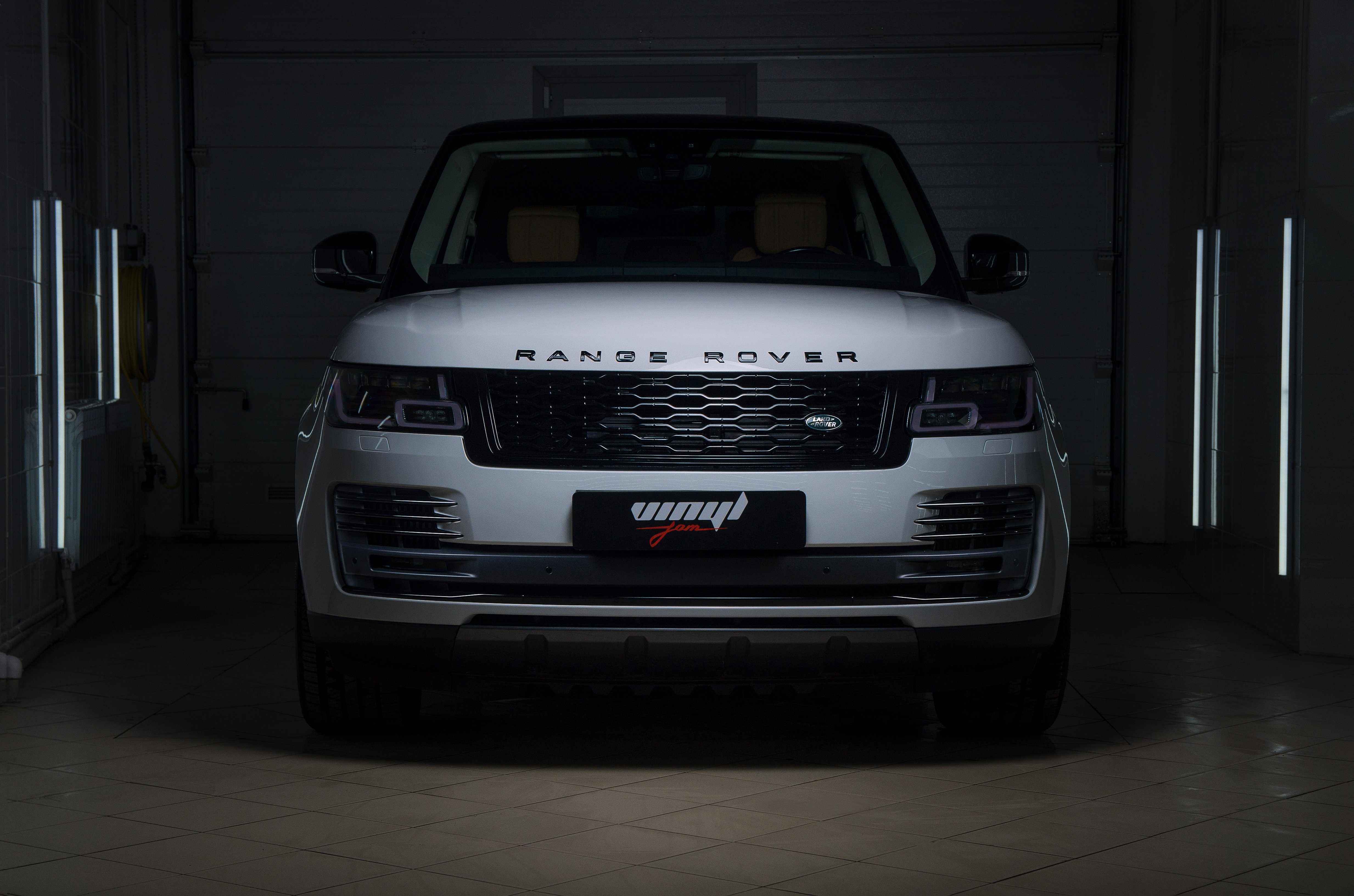 6.rande rover vogue