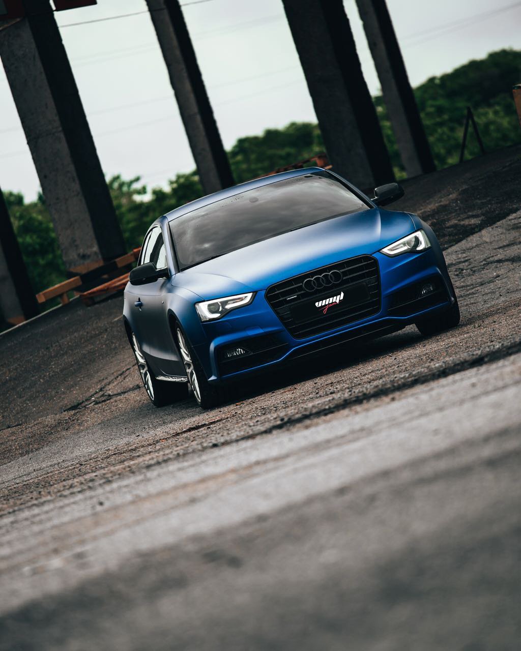 4. Audi А5 Синий мат
