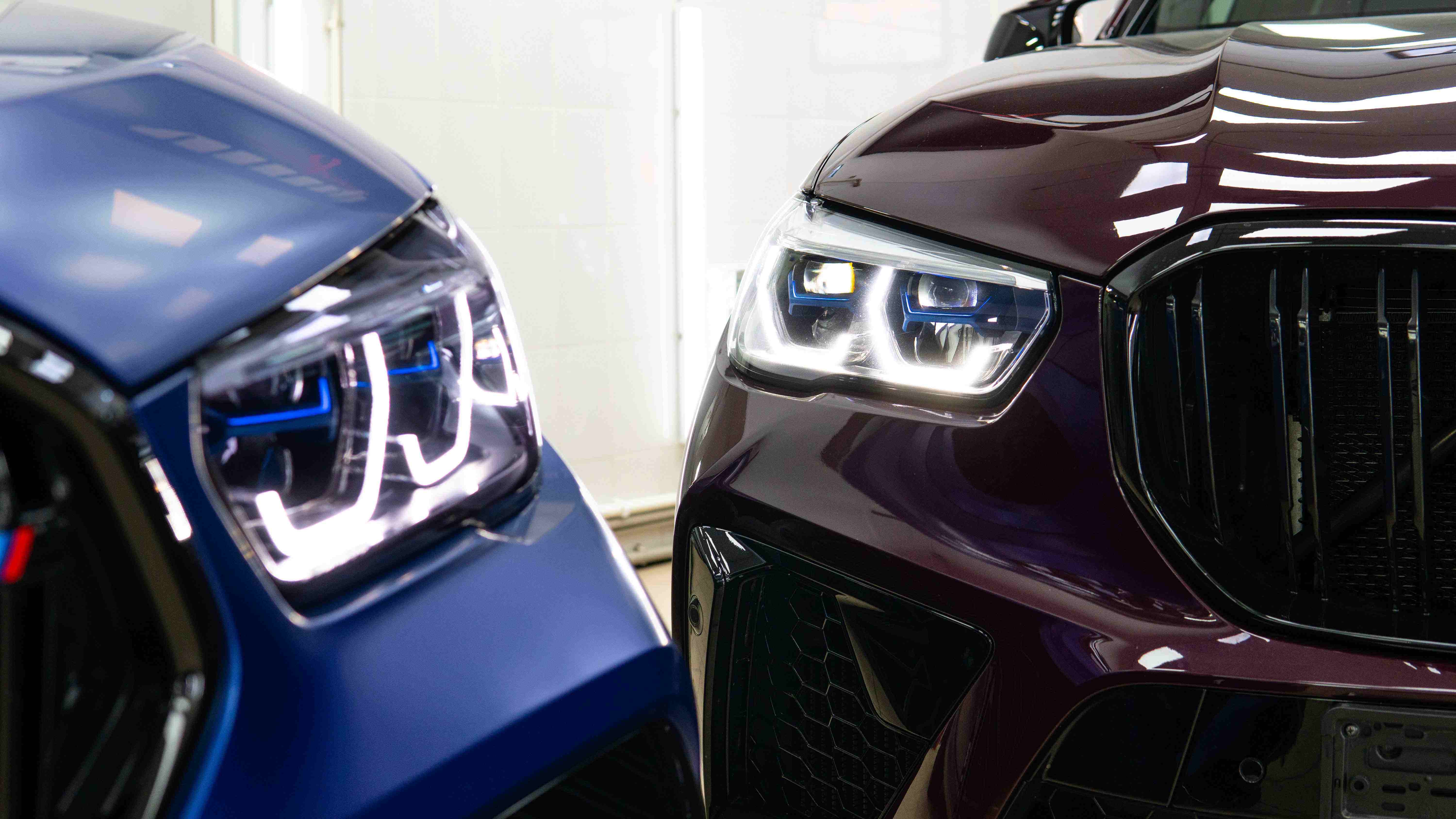 4.BMW X6м и X5м (синяя бордовая)