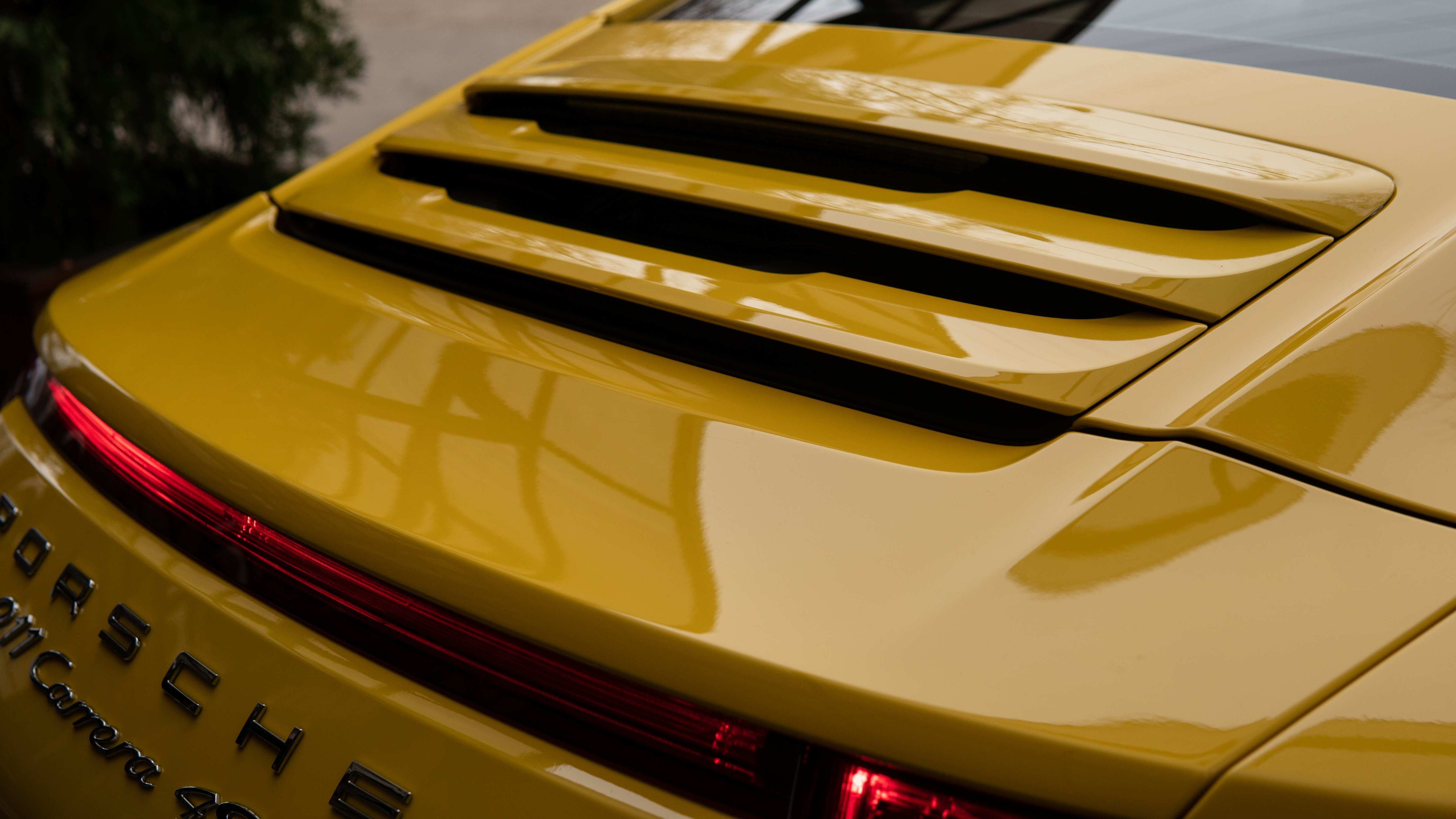 4.Porsche 911