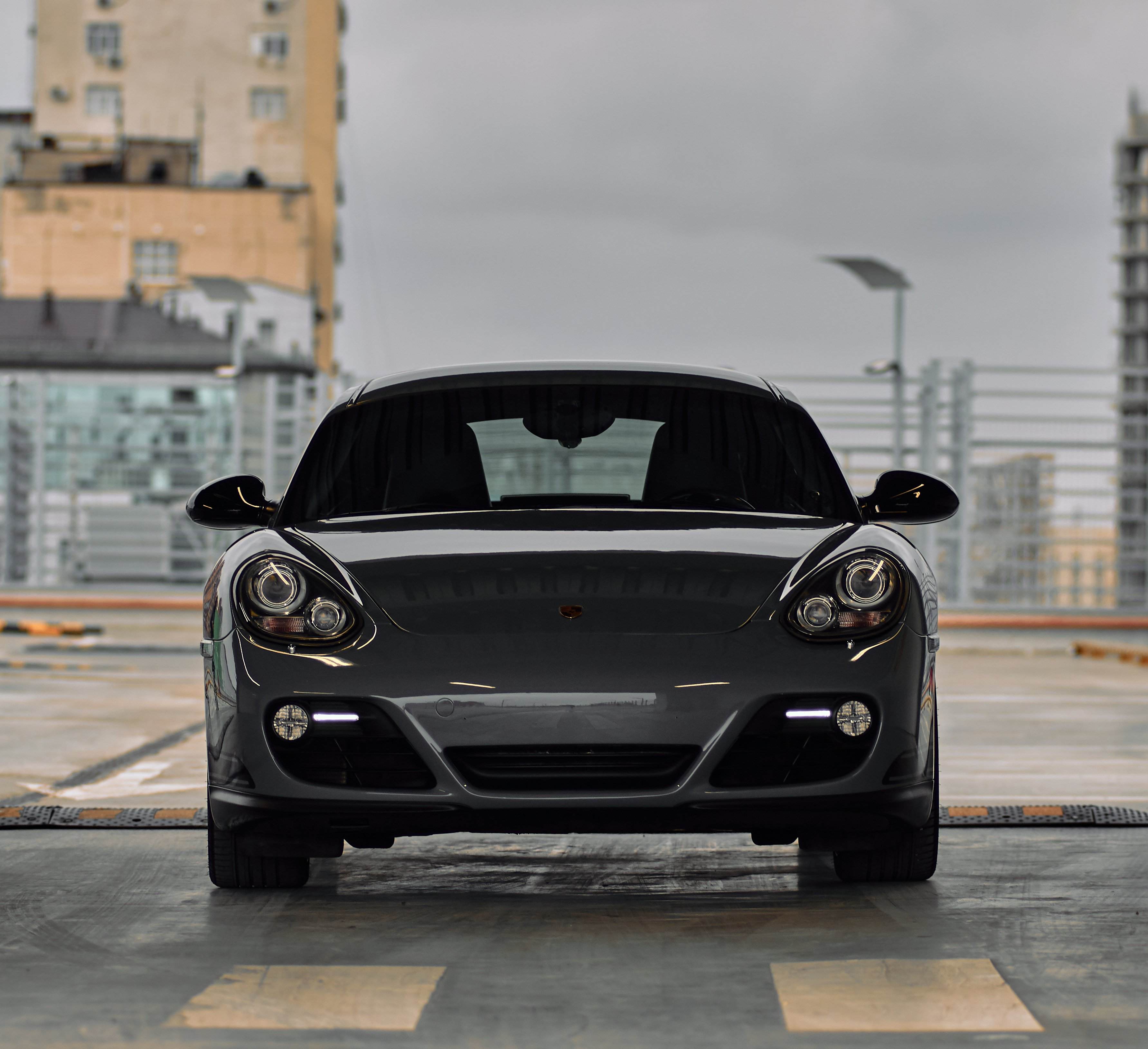 5.porsche cayman