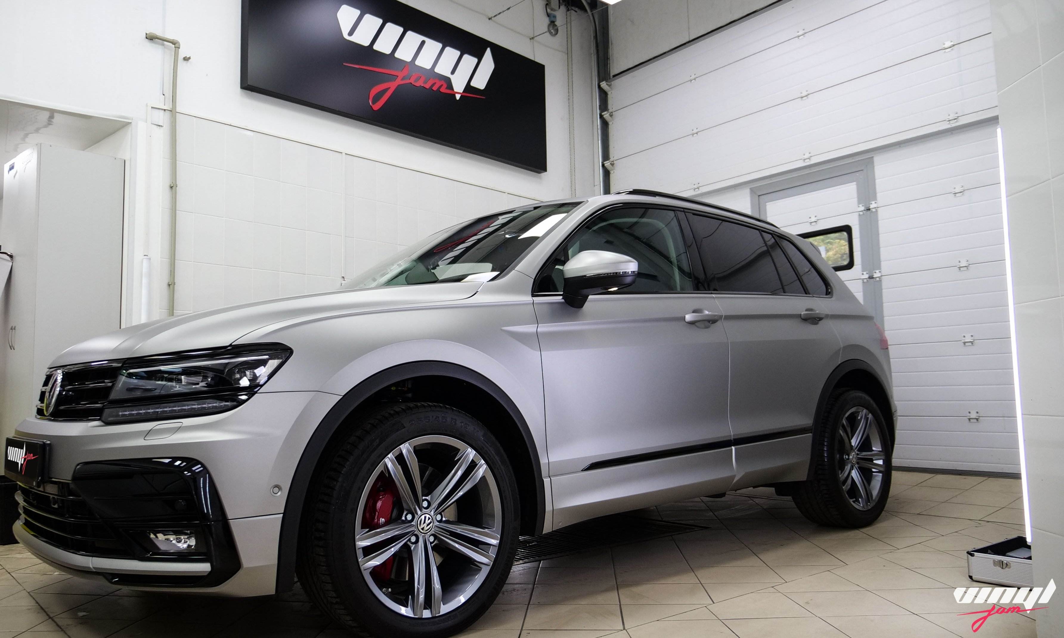 4.Volksvagen Tiguan матирование