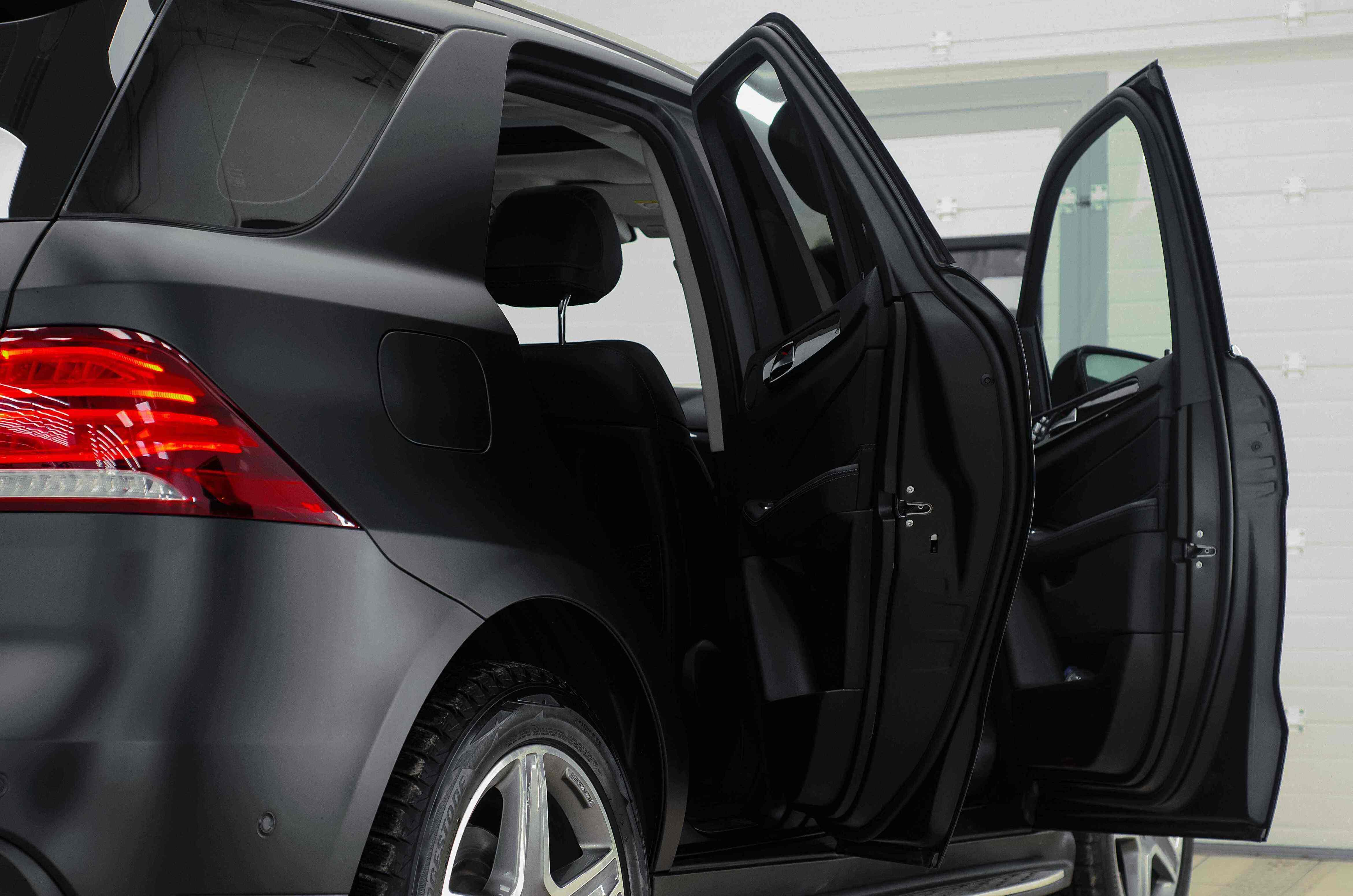 25. Mercedes-benz GLE