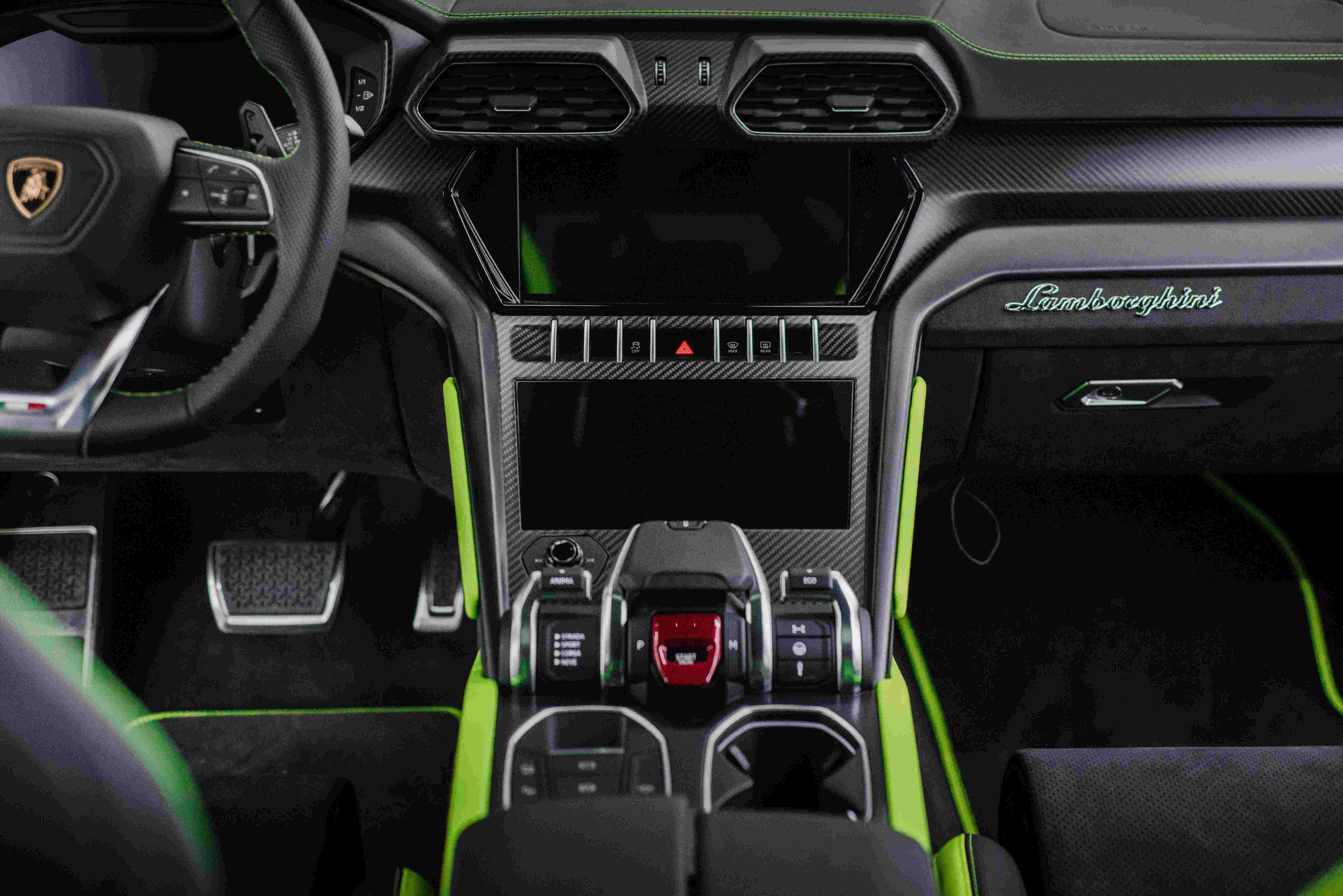 8.Lamborgini Urus