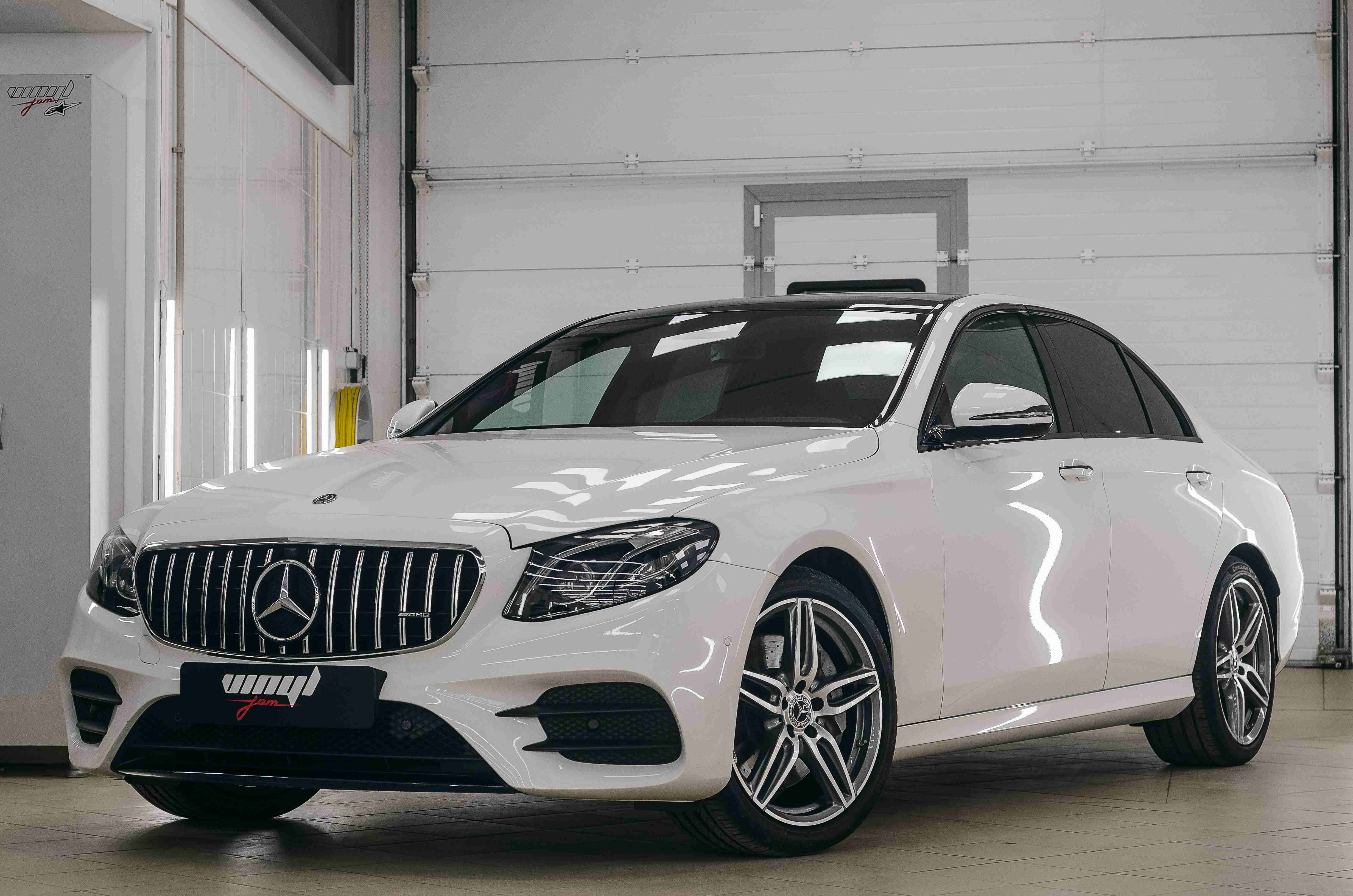 2.MB E class антихром