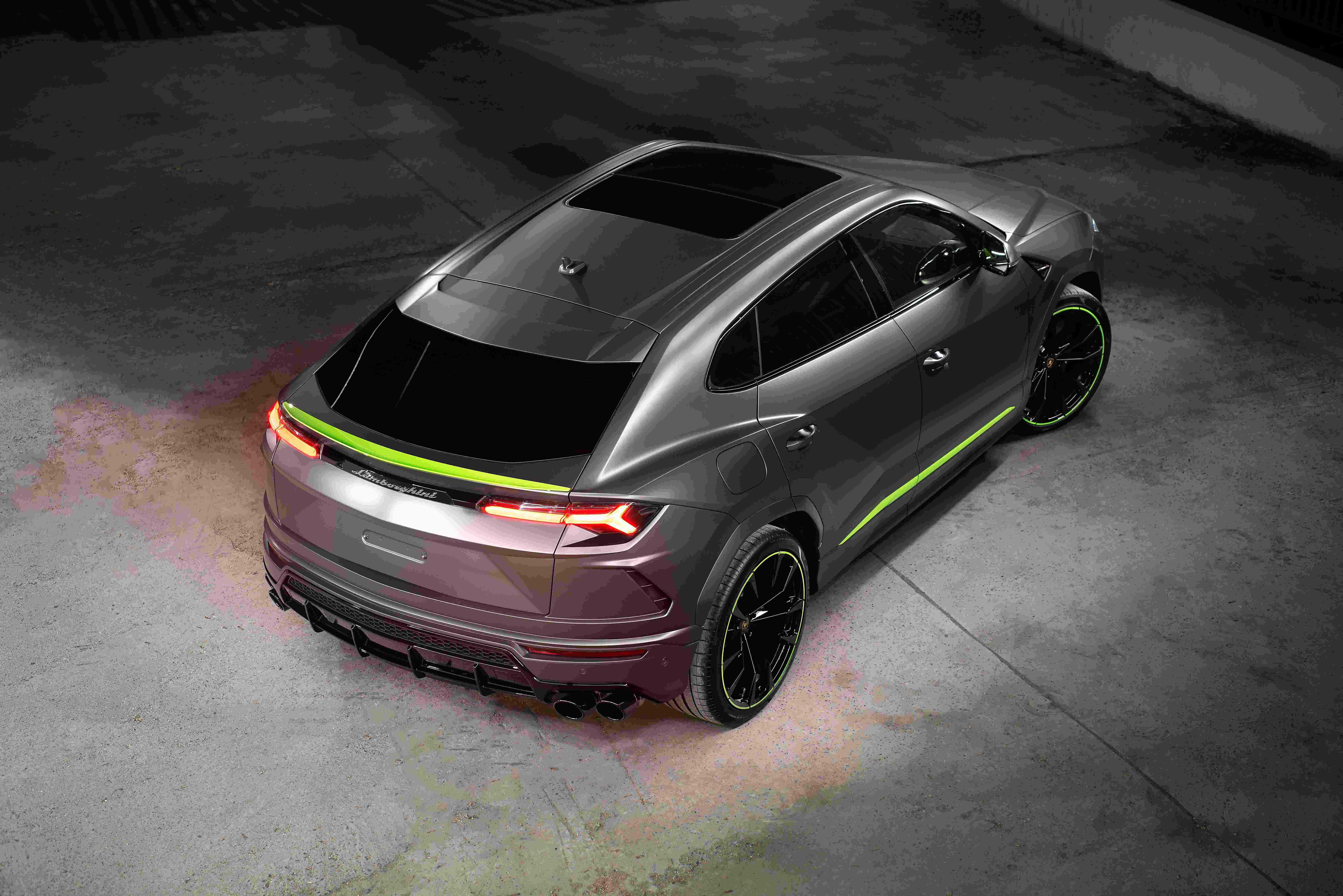 8.Lamborgini Urus