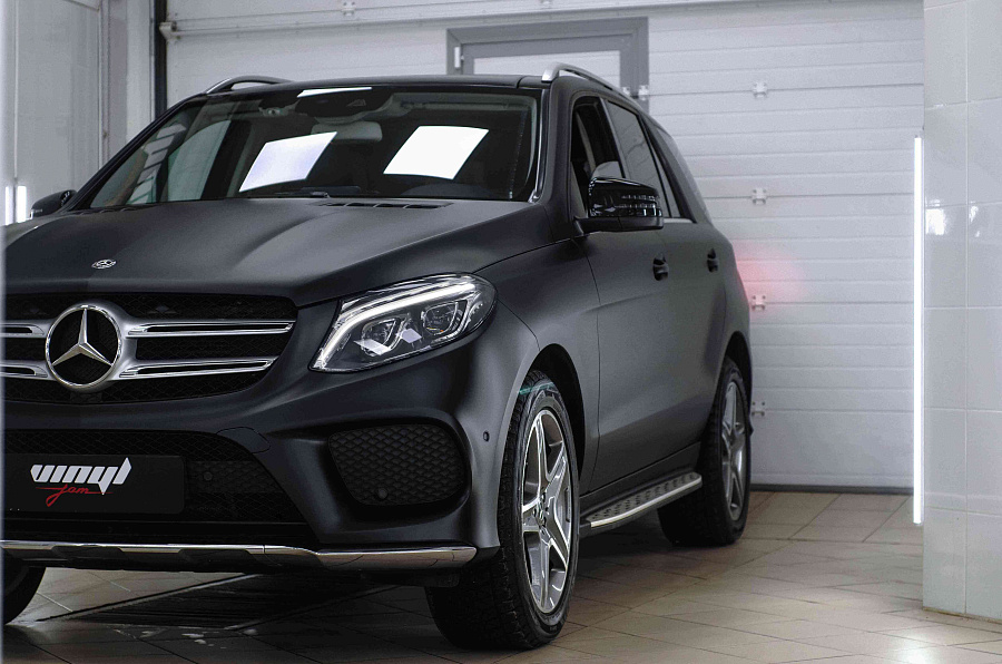 25. Mercedes-benz GLE